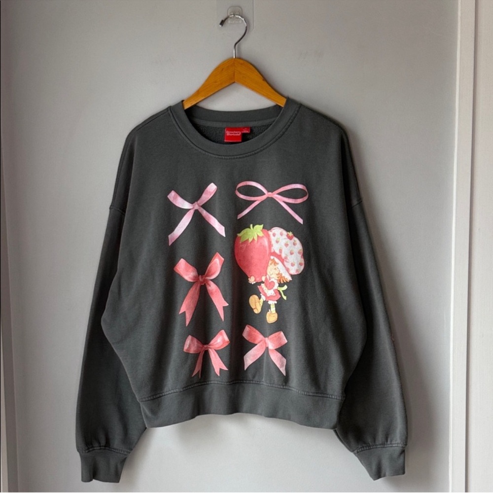 Strawberry Shortcake Sweatshirt Bows Soft Girl Retro